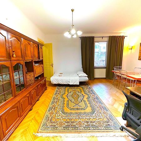 Ultracentral Apartment 4 Rooms - Old City Center -120 Square Meters - Бухарест Экстерьер фото