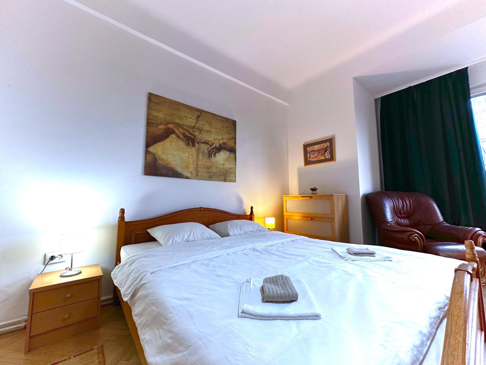 Ultracentral Apartment 4 Rooms - Old City Center -120 Square Meters - Бухарест Экстерьер фото